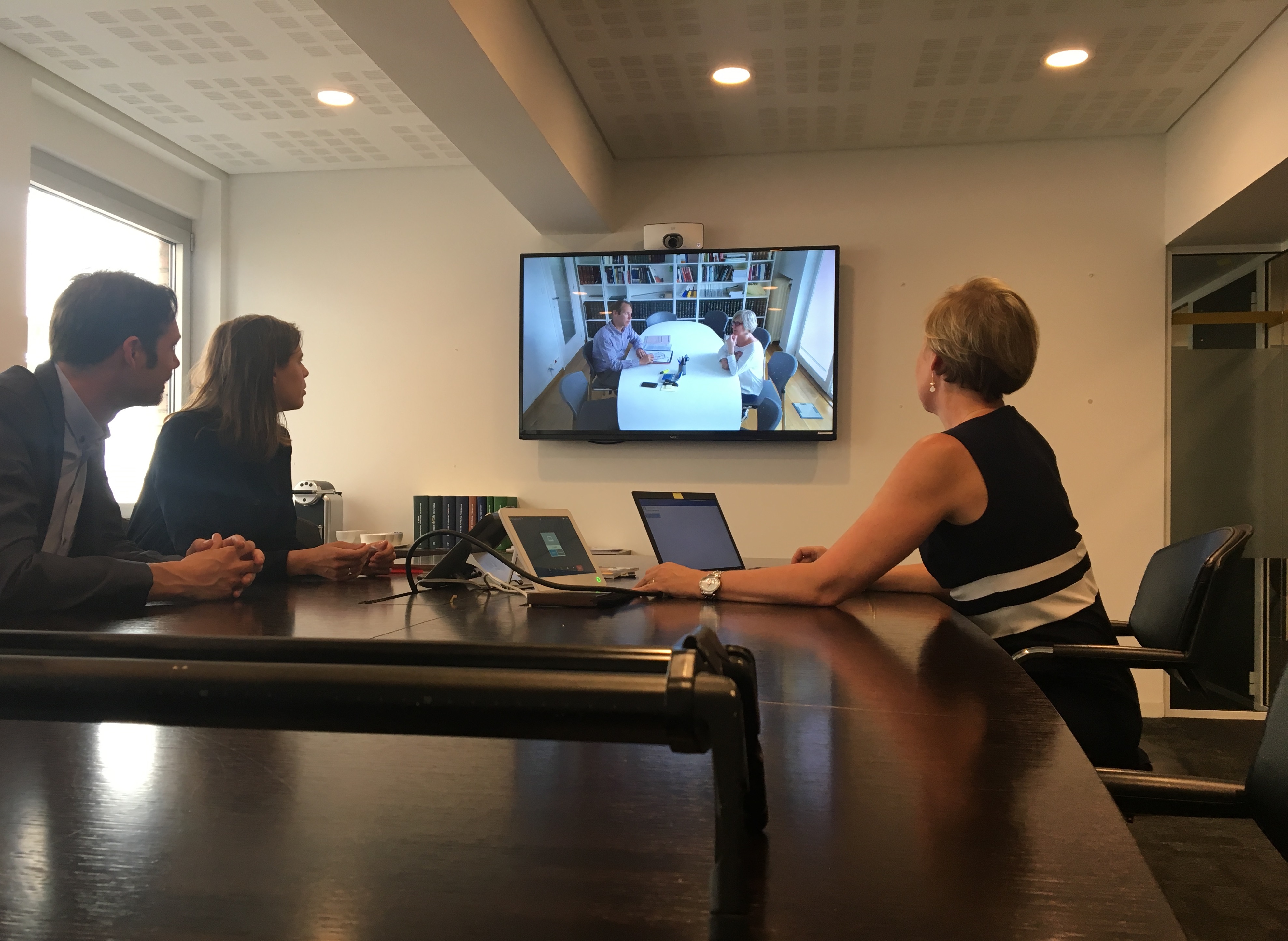 La crise liée au coronavirus fait fortement augmenter le nombre d’actes notariés passés par vidéoconférence